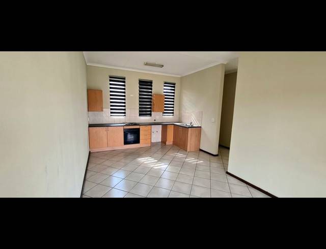2 BEDROOM PROPERTY TO RENT IN LASER PARK